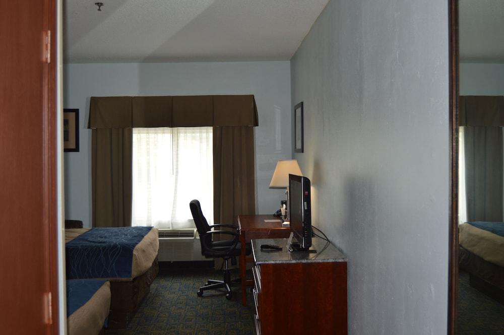 Comfort Inn & Suites Cincinnati Extérieur photo