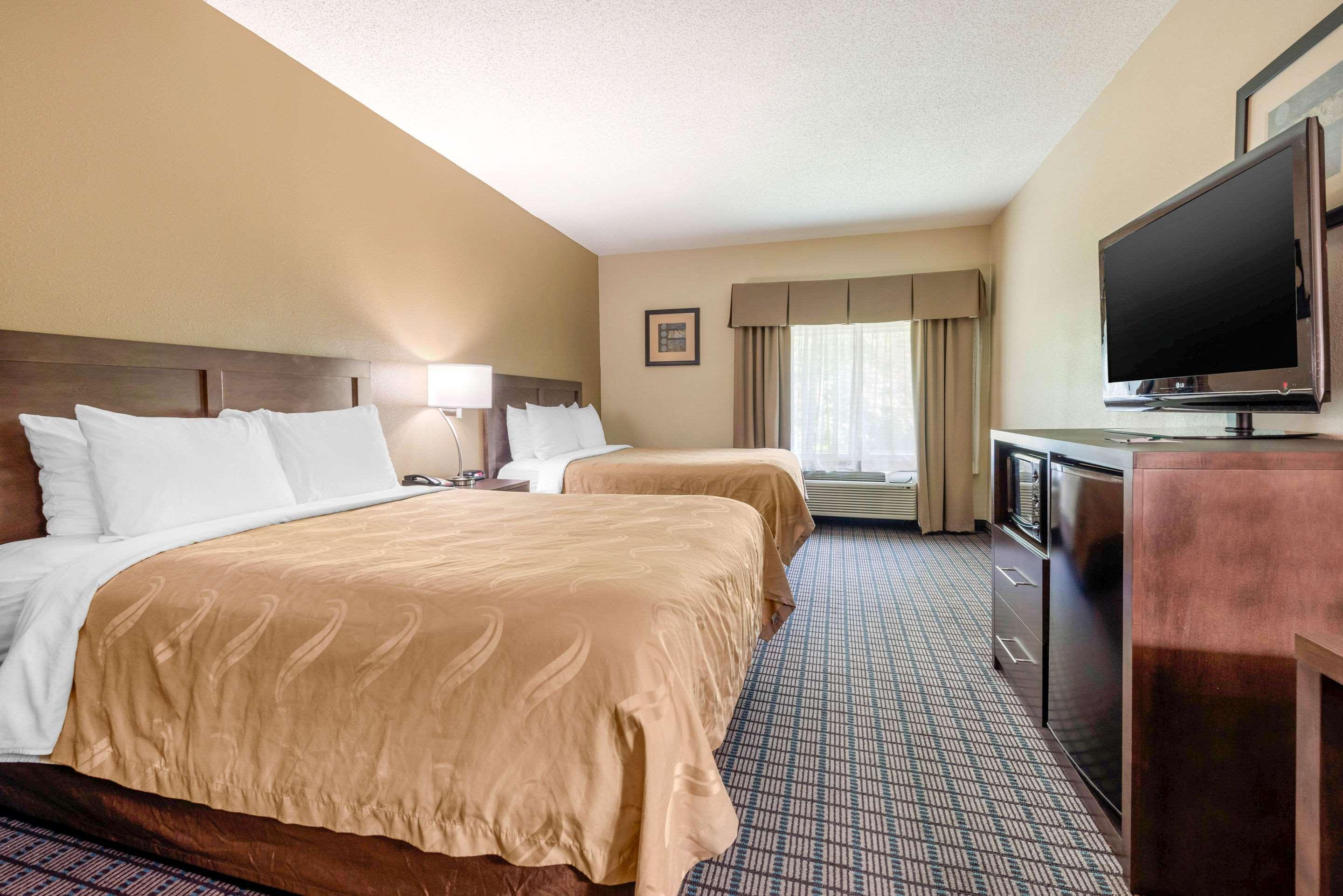 Comfort Inn & Suites Cincinnati Extérieur photo