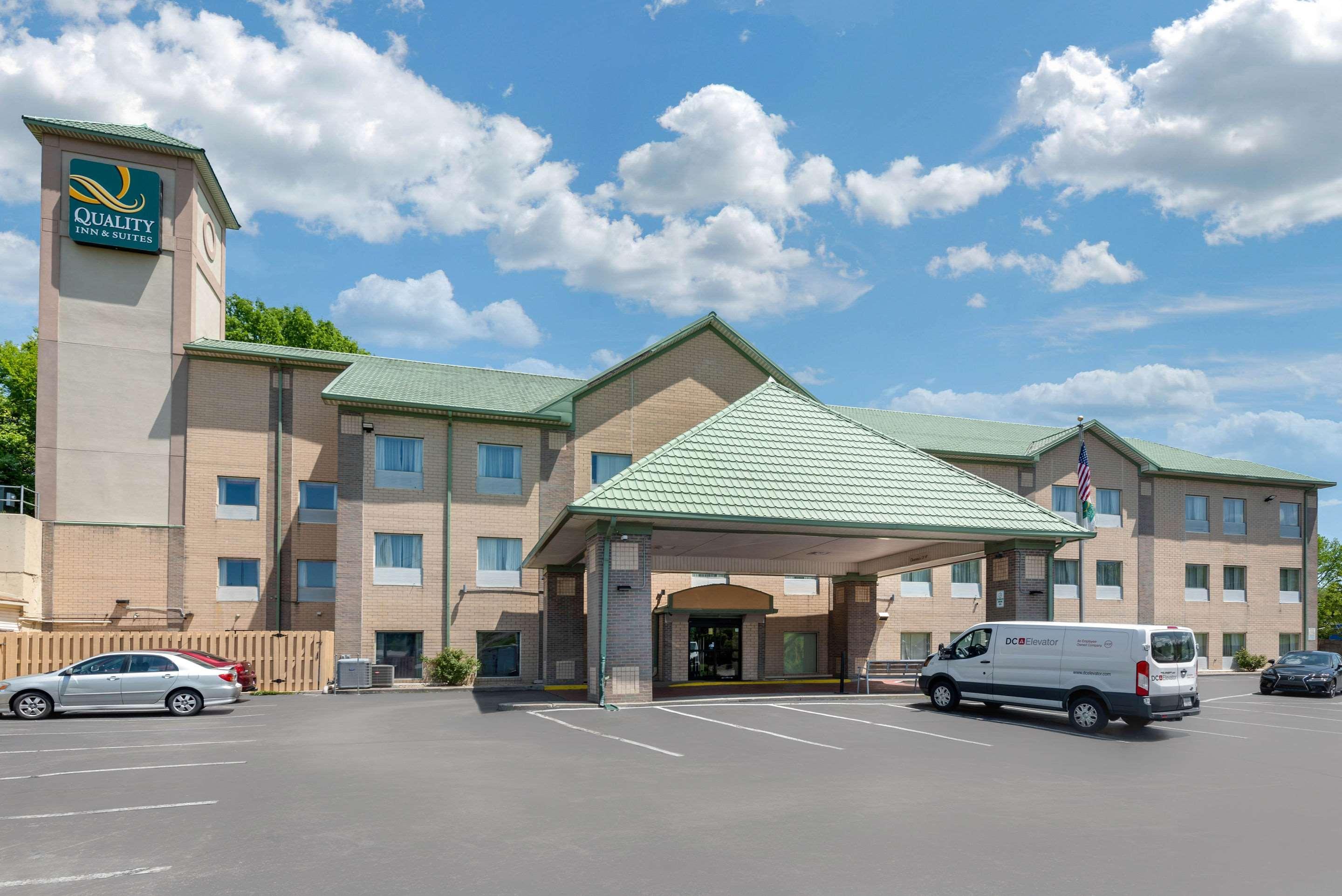 Comfort Inn & Suites Cincinnati Extérieur photo
