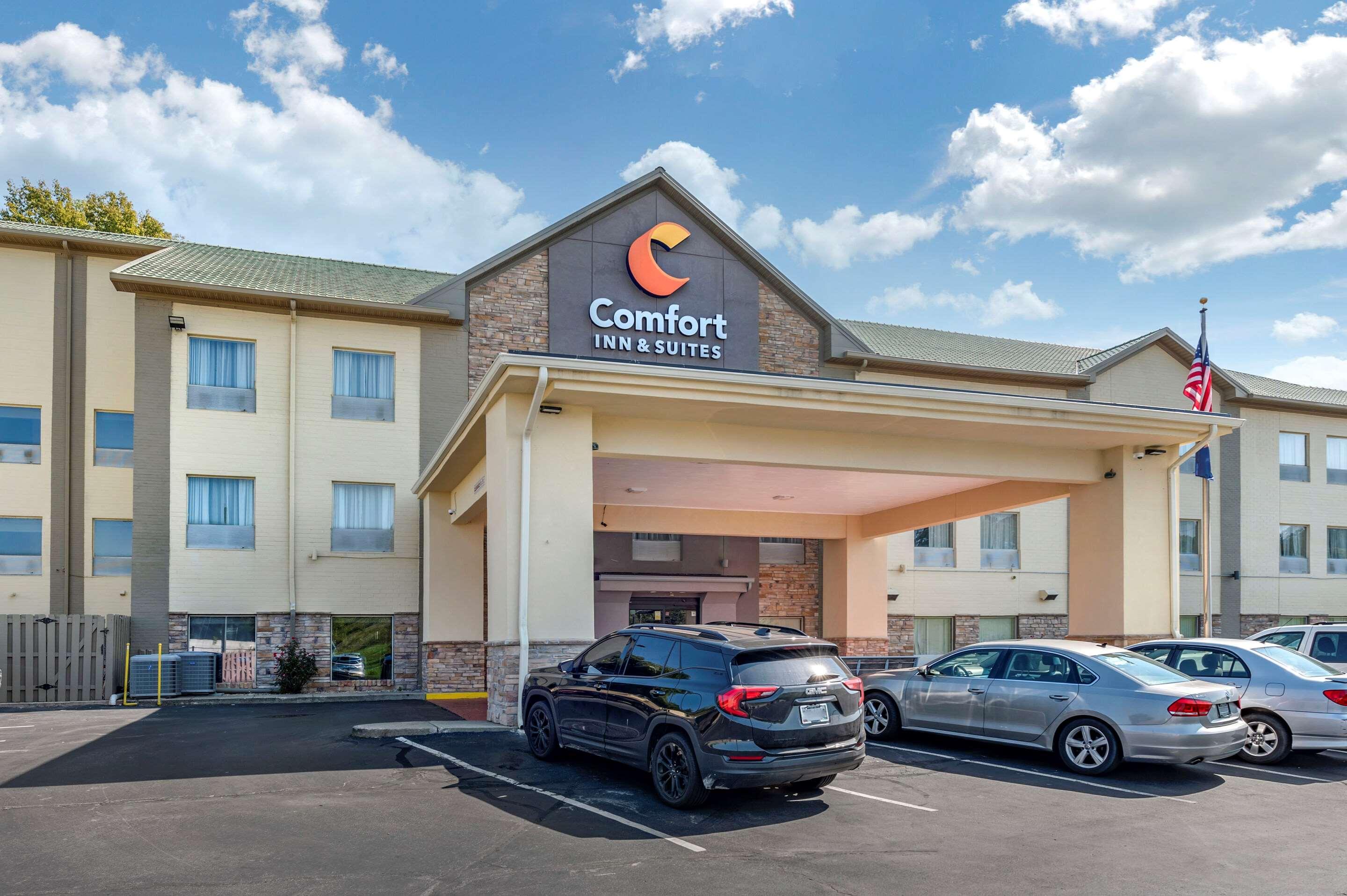 Comfort Inn & Suites Cincinnati Extérieur photo